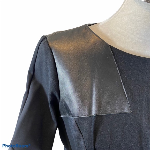 Nicole Miller Long Sleeved Black Dress Size Large - Picture 3 of 11